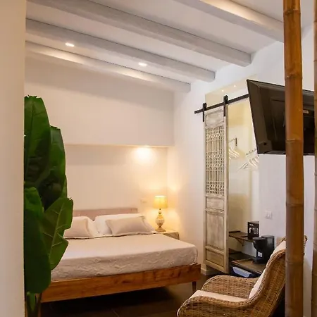 Amelia Apts & Alghero