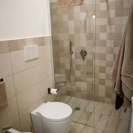 Guest house Amelia Apts &