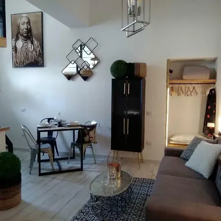 Konukevi Amelia Apts & Alghero