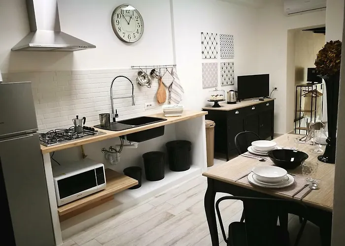 Amelia Apts & Gasthuis Alghero