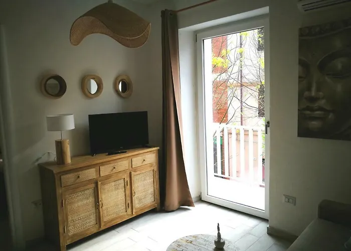 Amelia Apts & Alghero