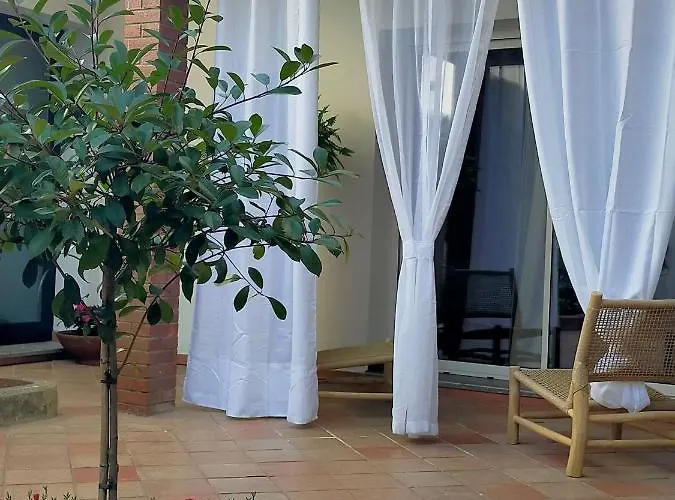 Amelia Apts & Alghero