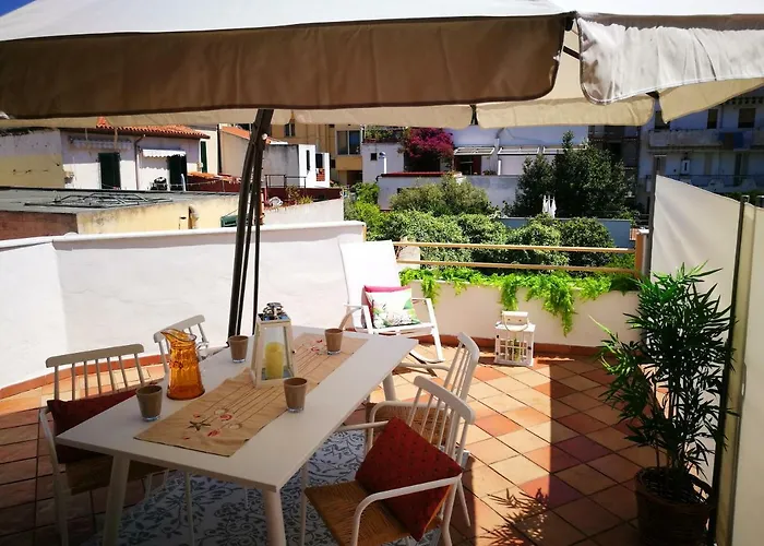 Amelia Apts & 招待所