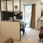 Amelia Apts &
