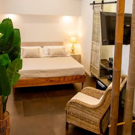 Amelia Apts & Gasthof Alghero