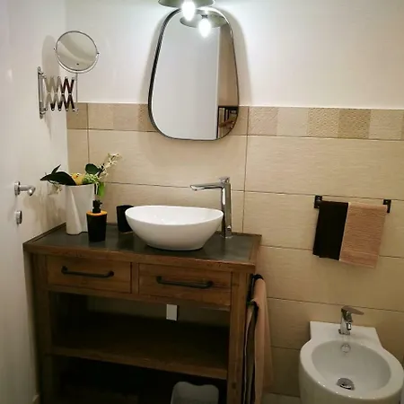 Gasthof Amelia Apts & Alghero