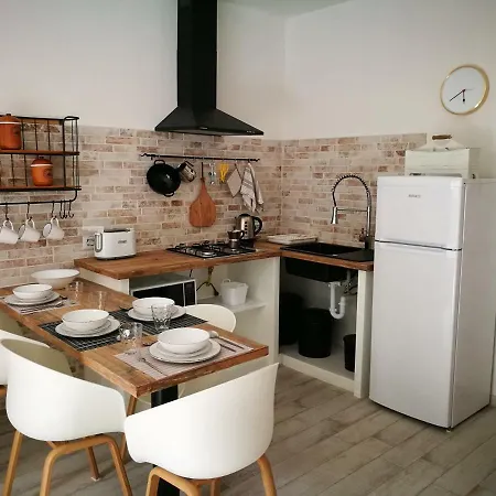 Gasthof Amelia Apts & Alghero